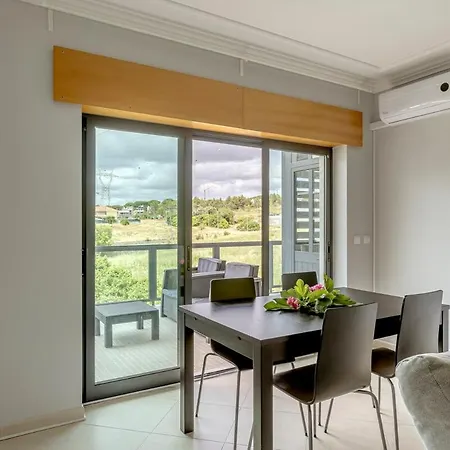 Апартаменты 2-bed Vialonga Vista *