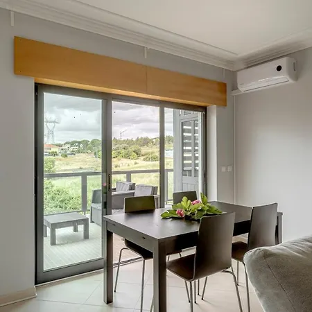 Апартаменты 2-bed Vialonga Vista *