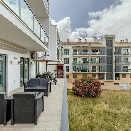 2-bed Vialonga Vista Апартаменты Лиссабон