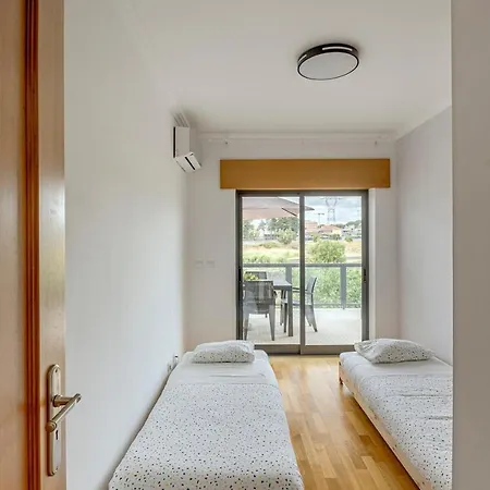 2-bed Vialonga Vista Апартаменты *