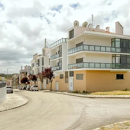 2-bed Vialonga Vista Апартаменты